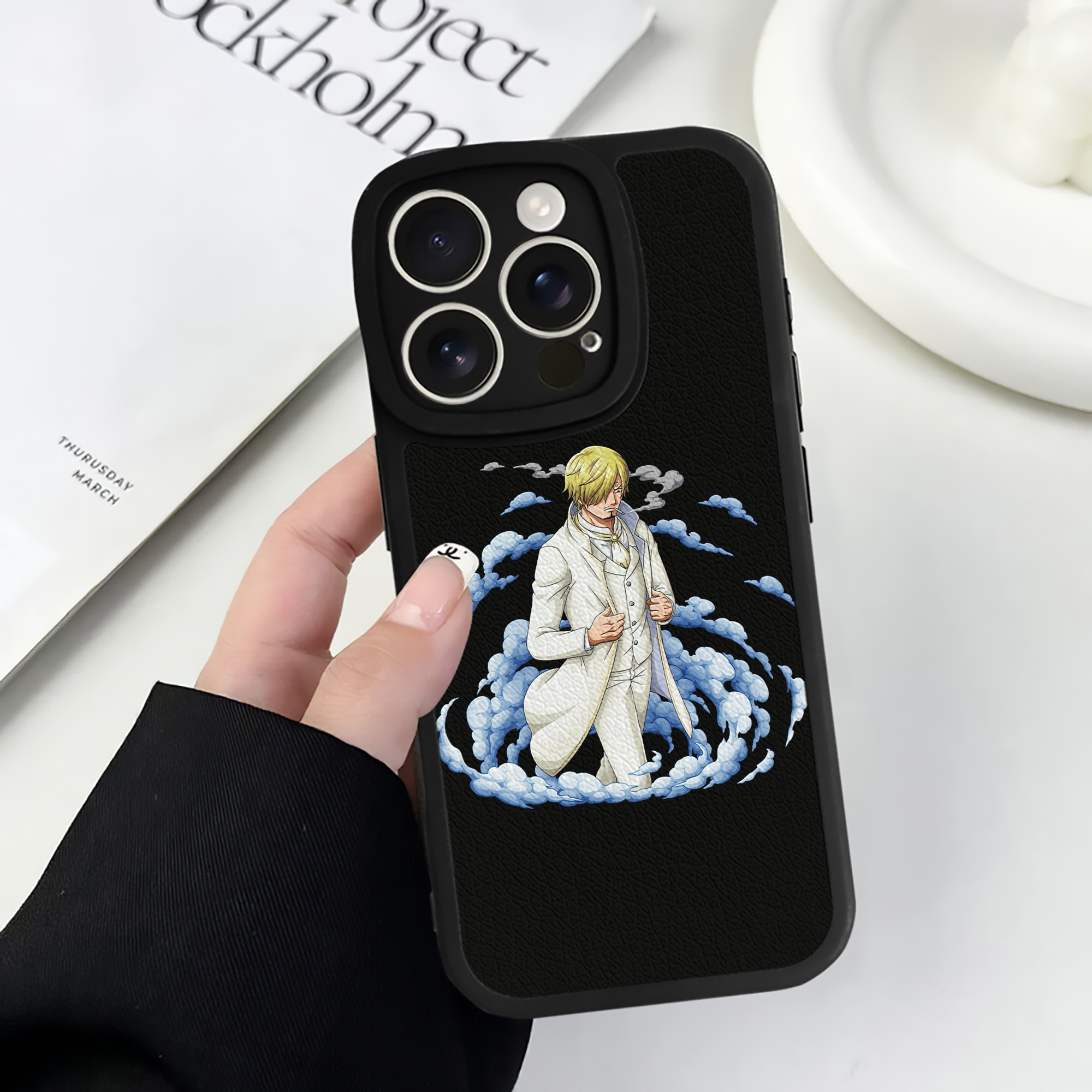 （画像用） ワンピース サンジ ONE PIECE Sanji 【iPhone 16シリーズ対応】シリコンスマホケース（レザー調） 材質：シリコン